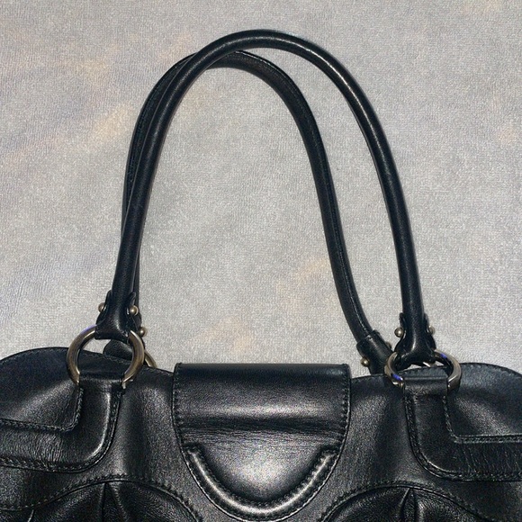 Authentic leather Ferragamo Purse - Picture 7 of 16